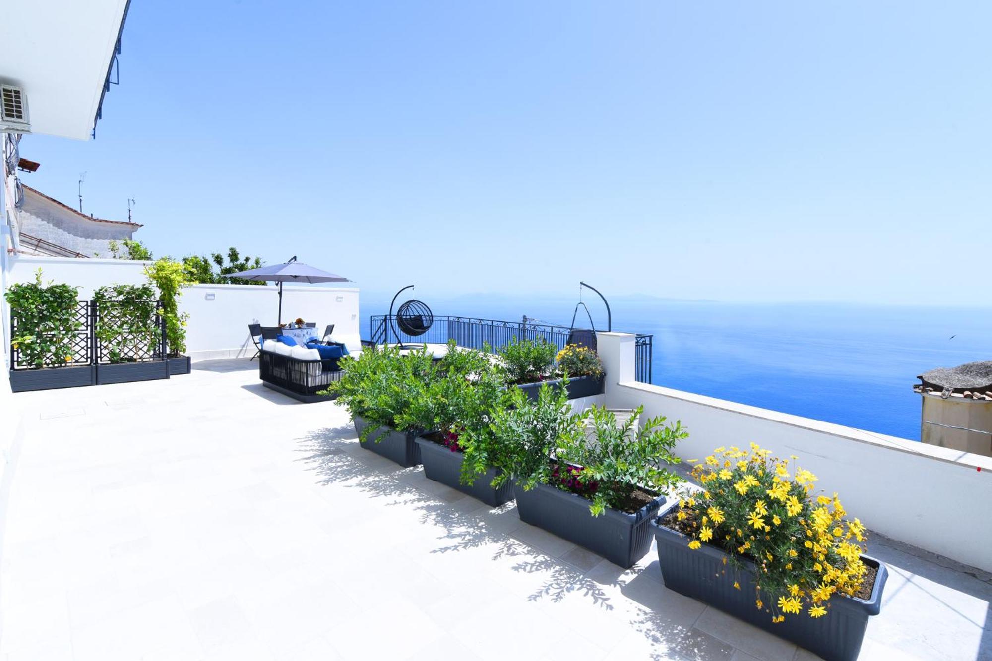 B&B Blue View Фуроре Екстер'єр фото